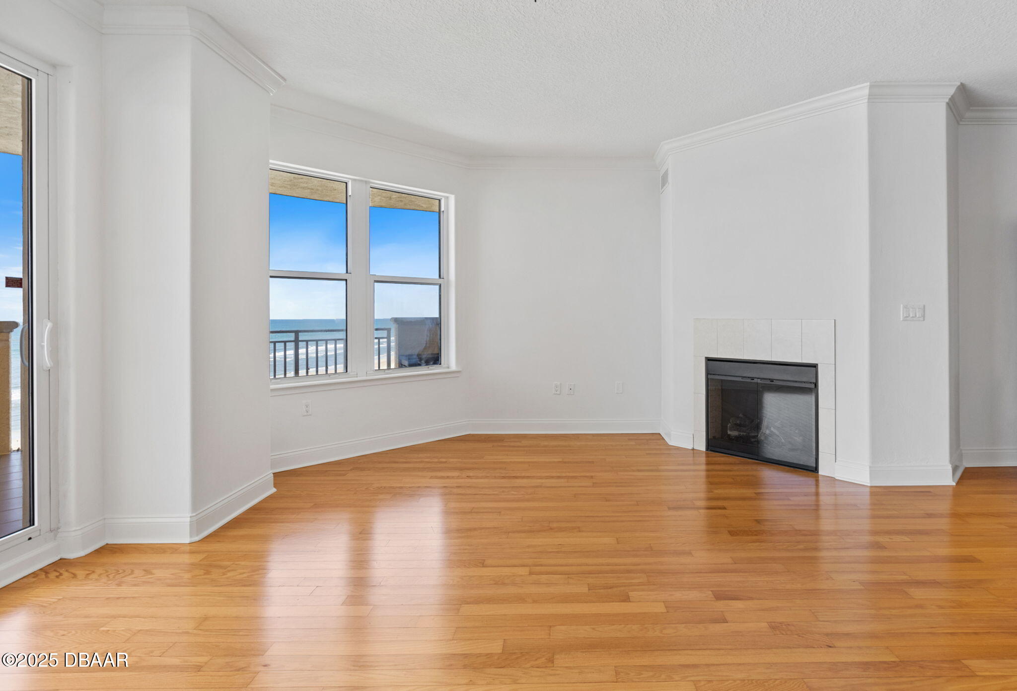 2515 S Atlantic Avenue, 507