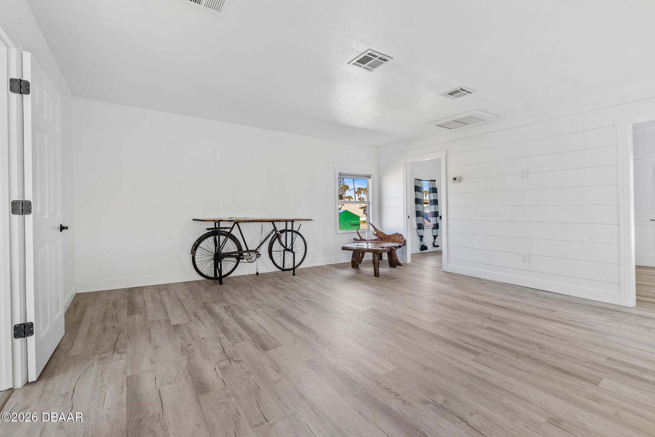 5305 S Ridgewood Avenue