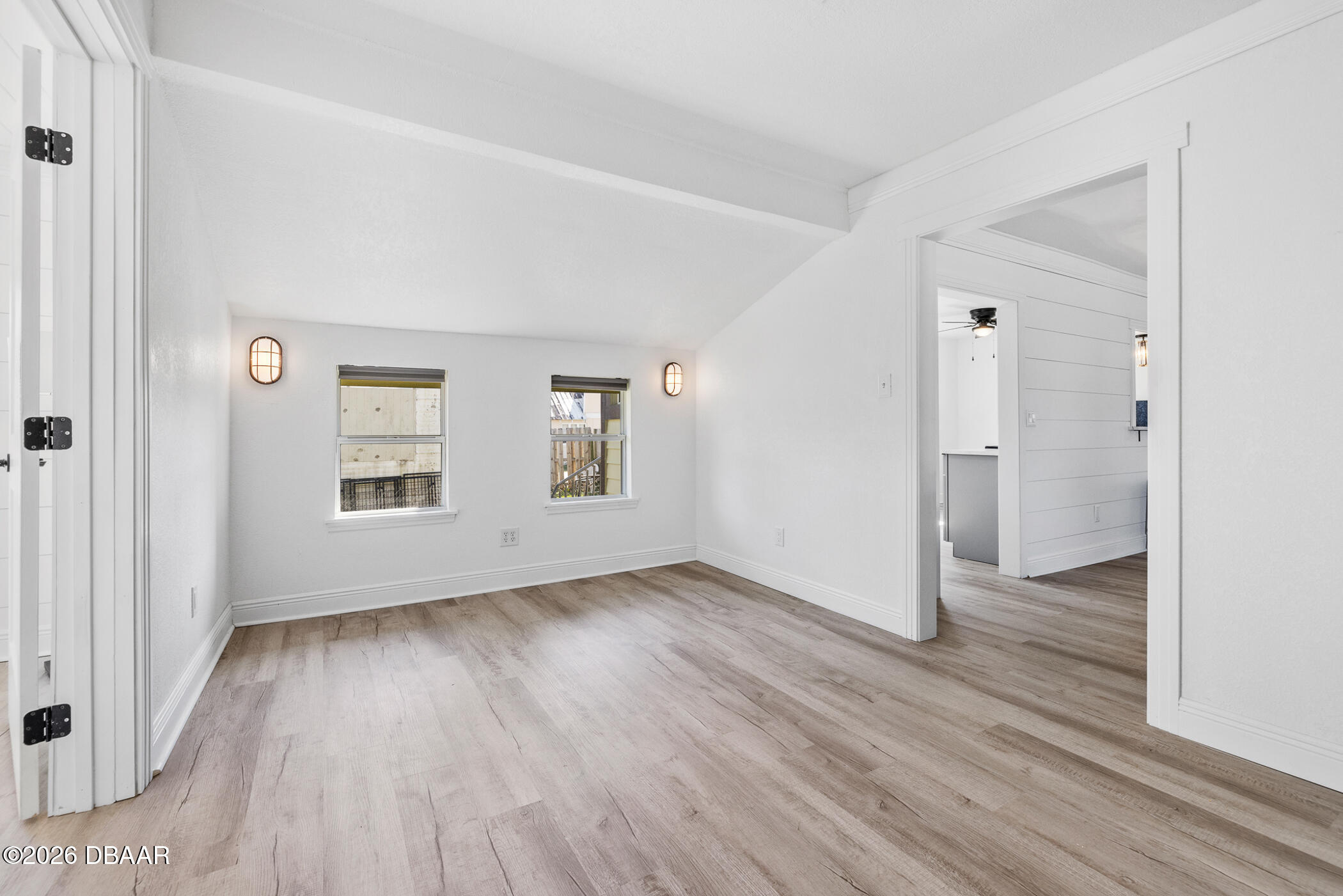 5305 S Ridgewood Avenue