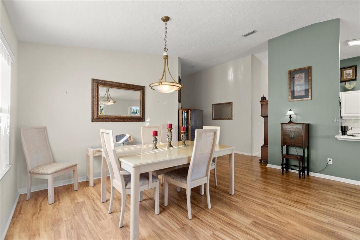 6123 JASMINE VINE DR