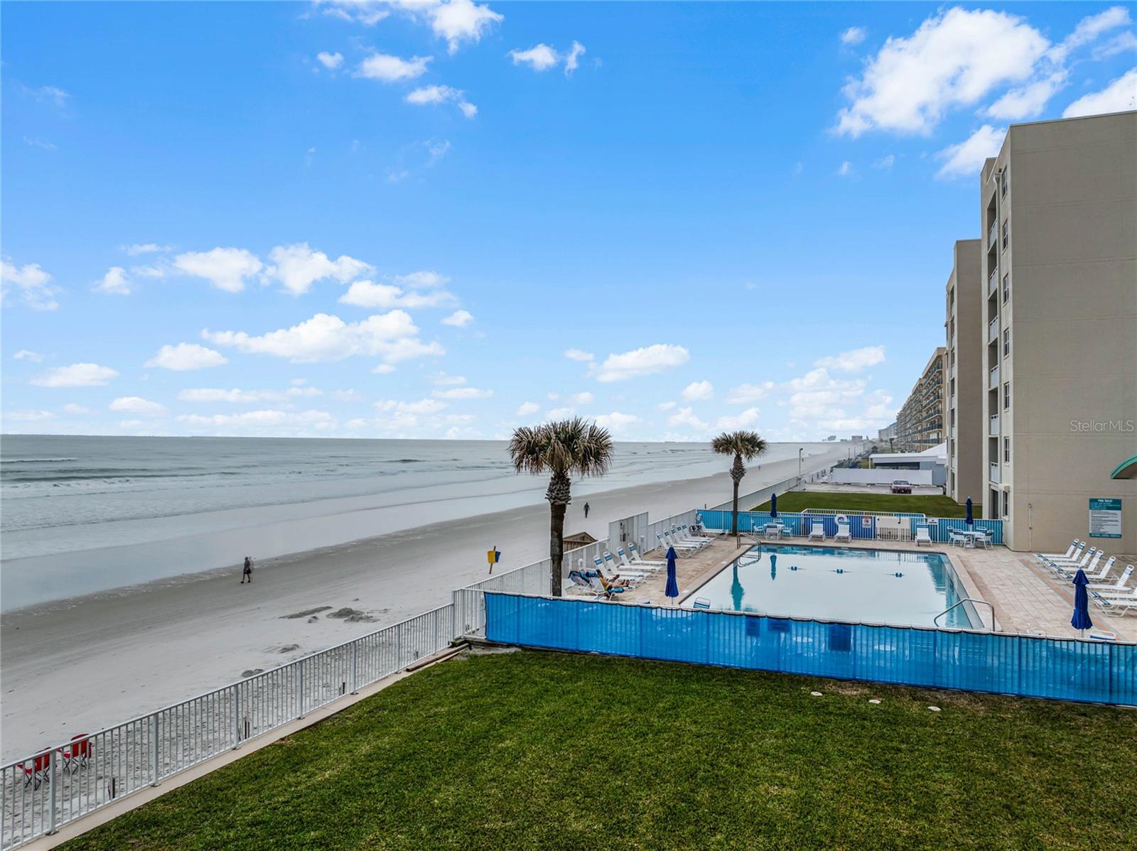 4495 S ATLANTIC AVE #304