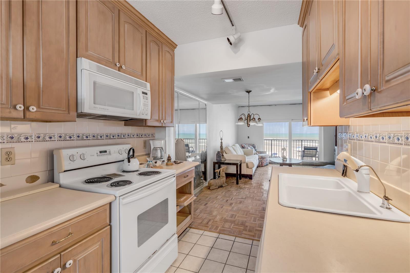 1111 HILL ST #U3