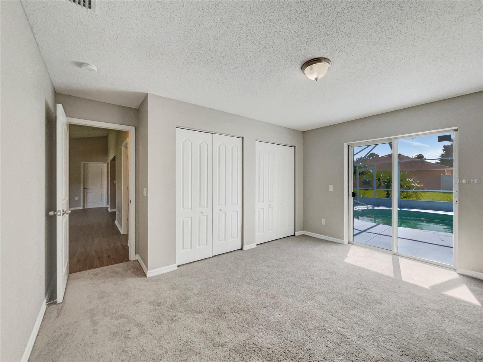 42 PRIMROSE LN