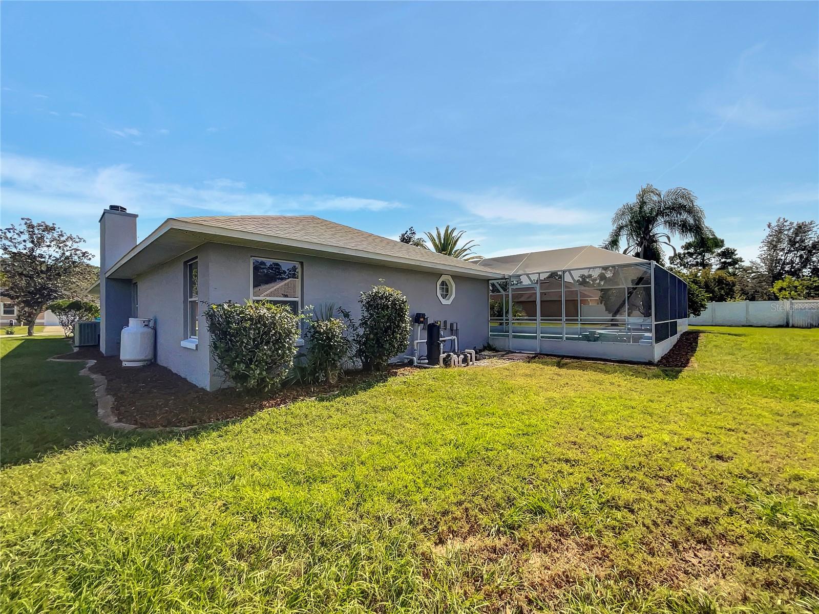 42 PRIMROSE LN