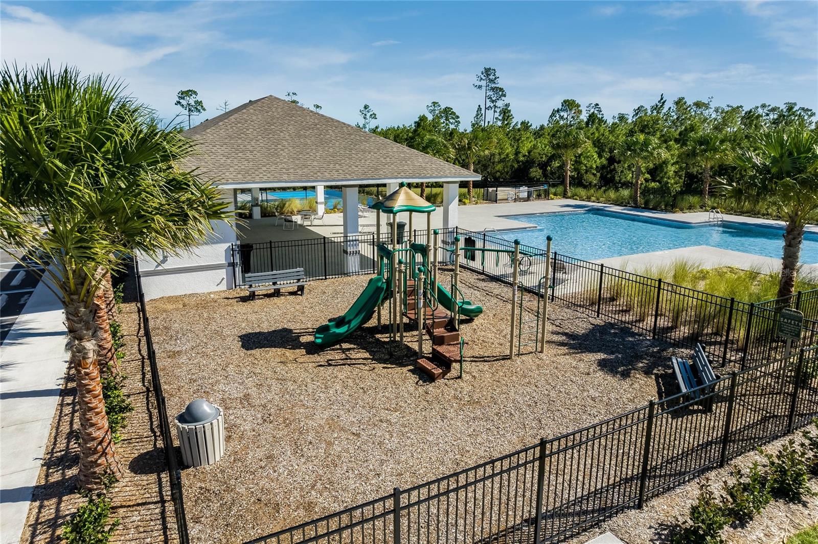 2673 NEVERLAND DR