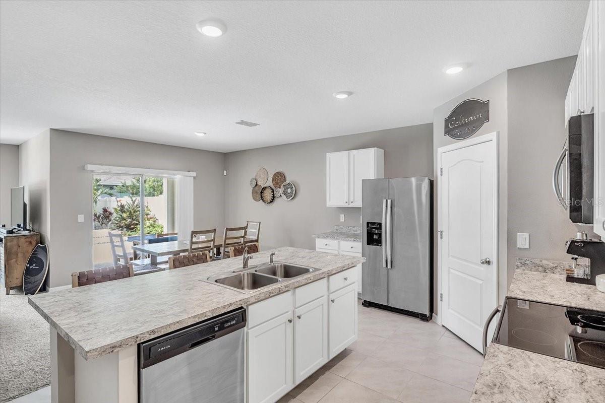 304 SUNSET VIEW DR
