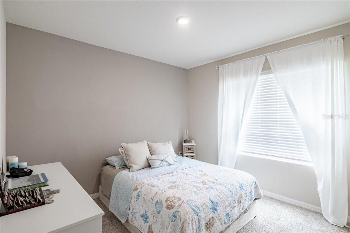 304 SUNSET VIEW DR