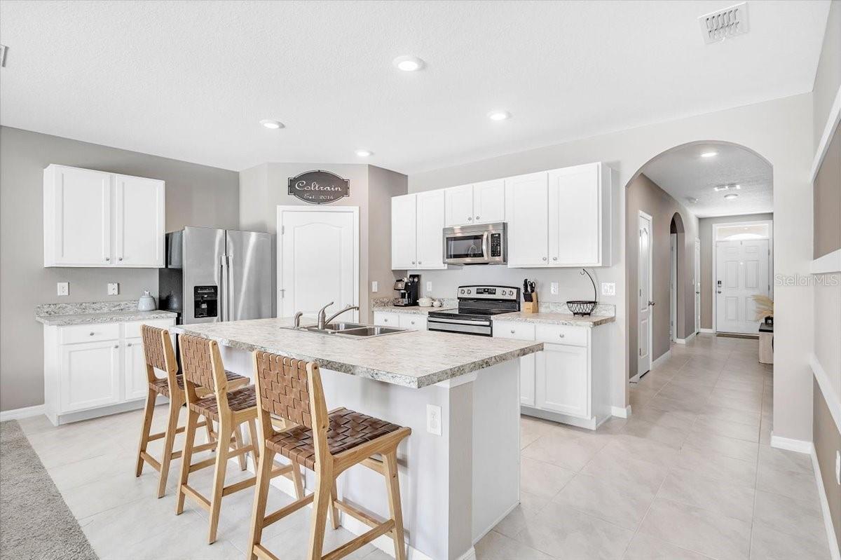 304 SUNSET VIEW DR