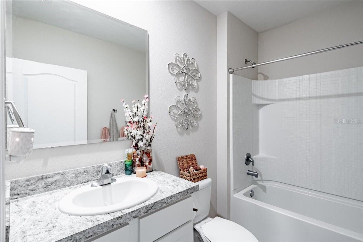 304 SUNSET VIEW DR