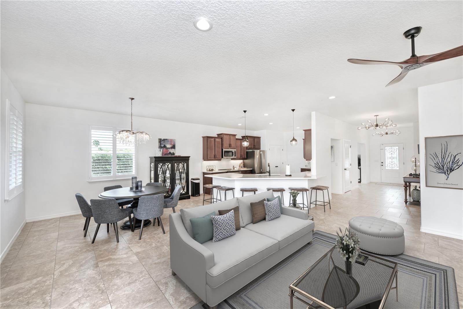 3447 LUNA BELLA LN