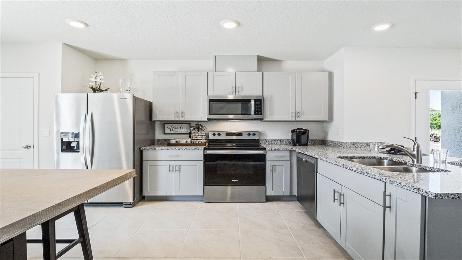 2744 GOLDEN TROUT LN
