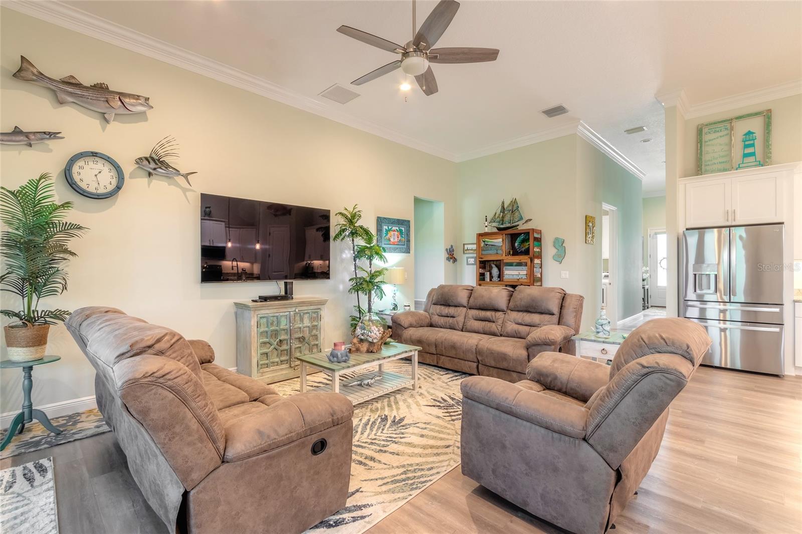 340 VENETIAN PALMS BLVD