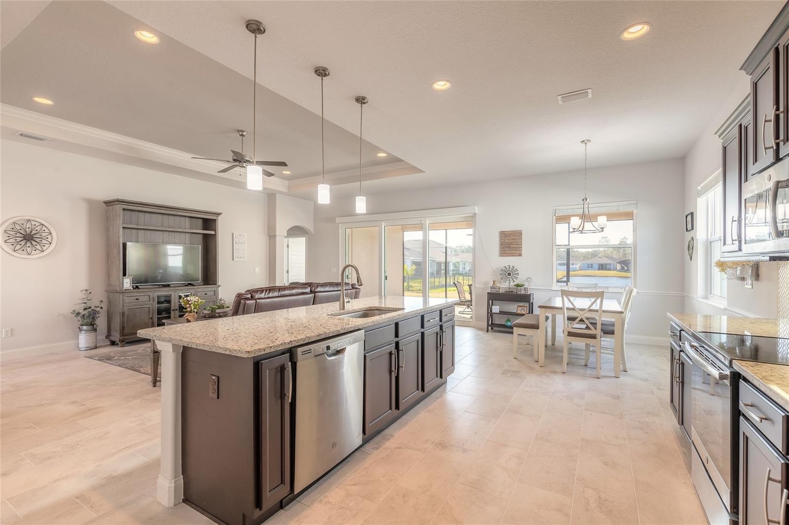 238 VENETIAN PALMS BLVD