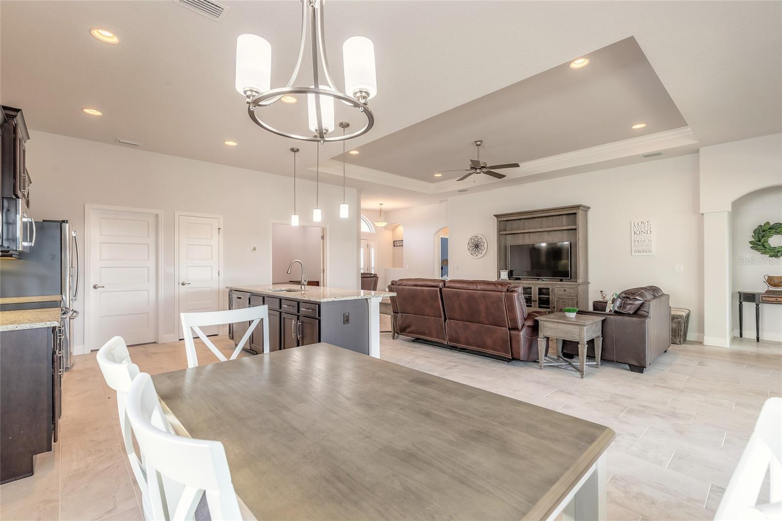 238 VENETIAN PALMS BLVD
