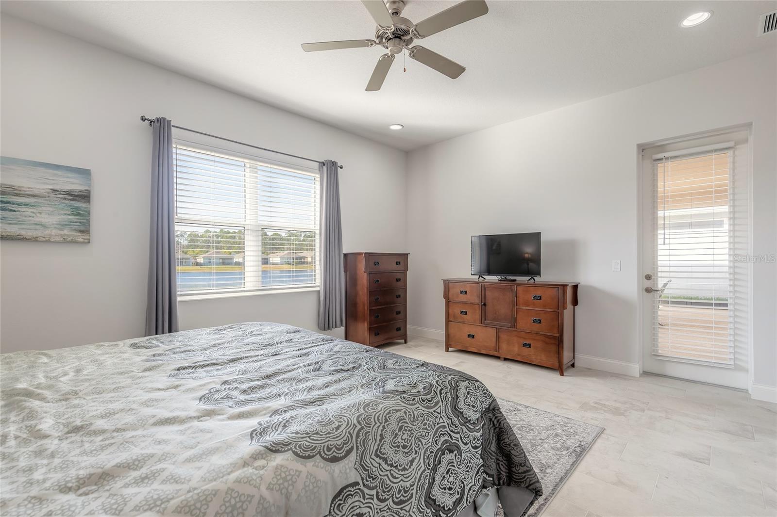 238 VENETIAN PALMS BLVD