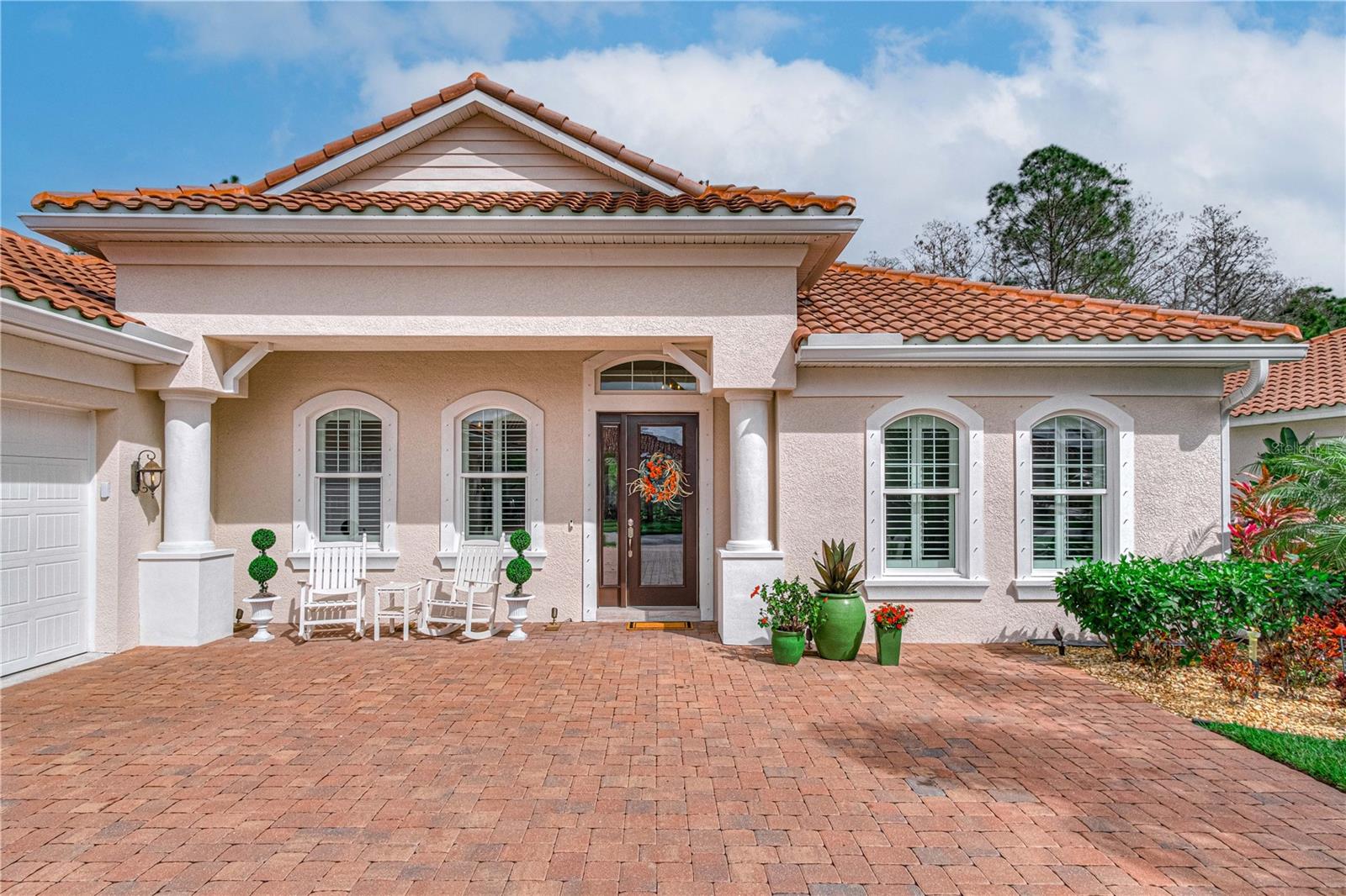 2916 W VENETIAN LAKE CIR