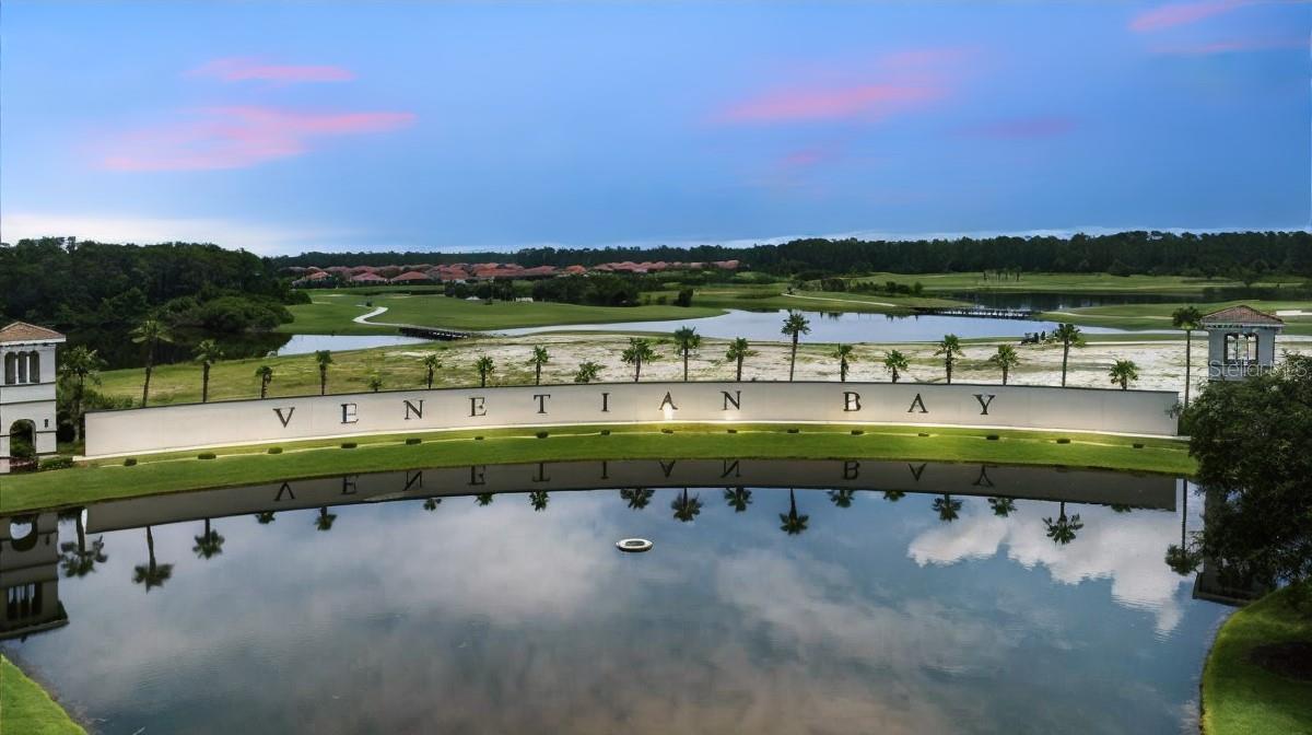 2916 W VENETIAN LAKE CIR