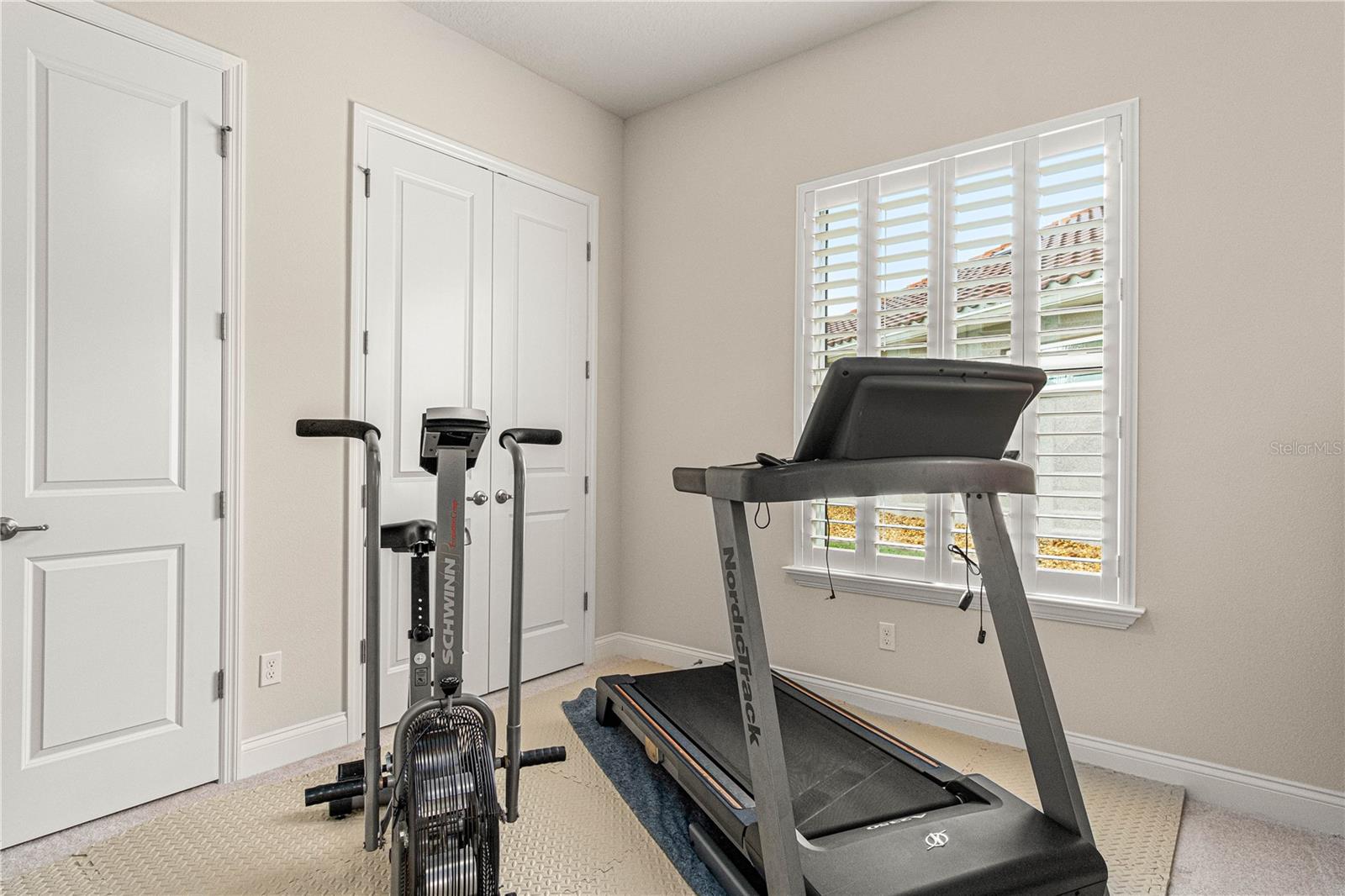 2916 W VENETIAN LAKE CIR