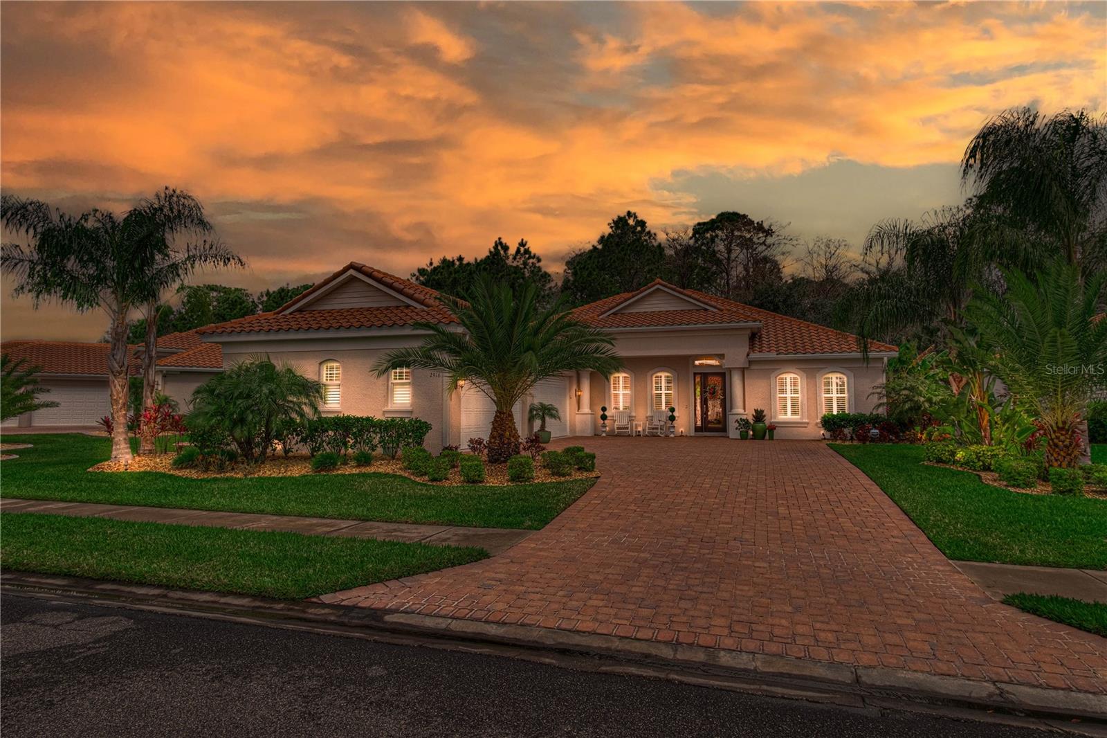 2916 W VENETIAN LAKE CIR