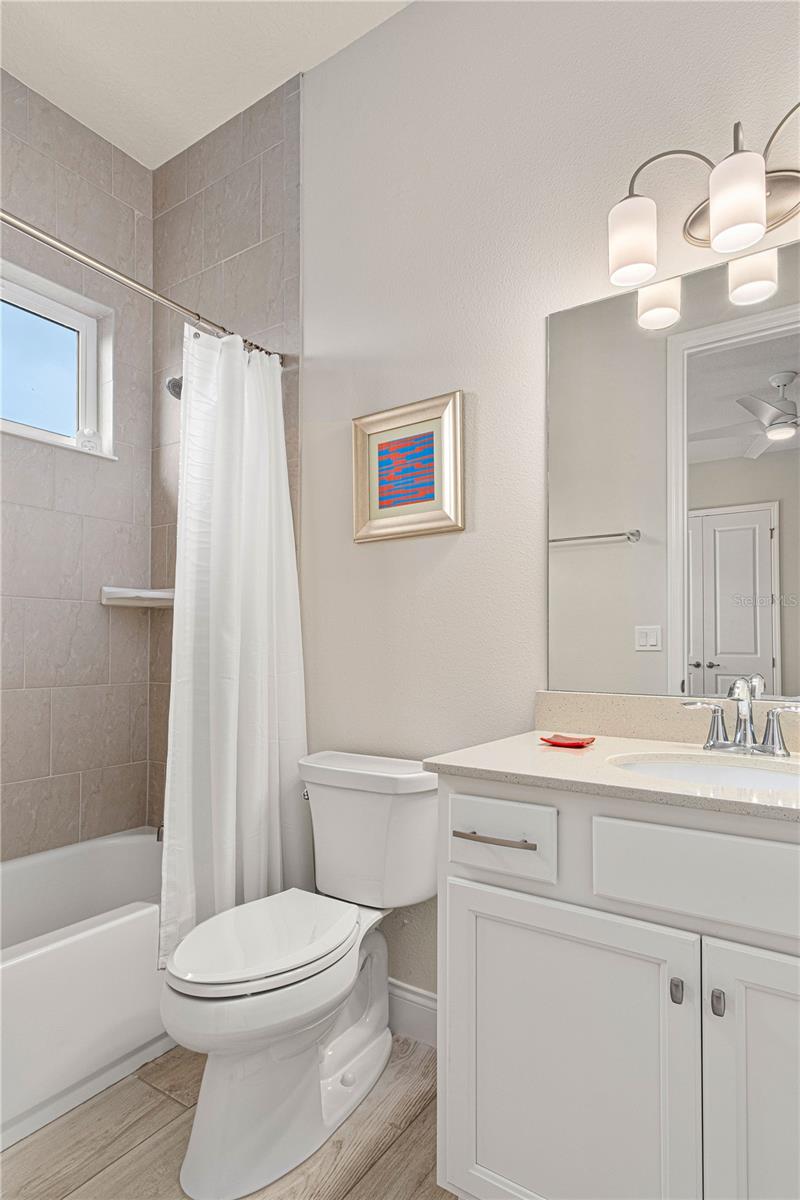 2916 W VENETIAN LAKE CIR