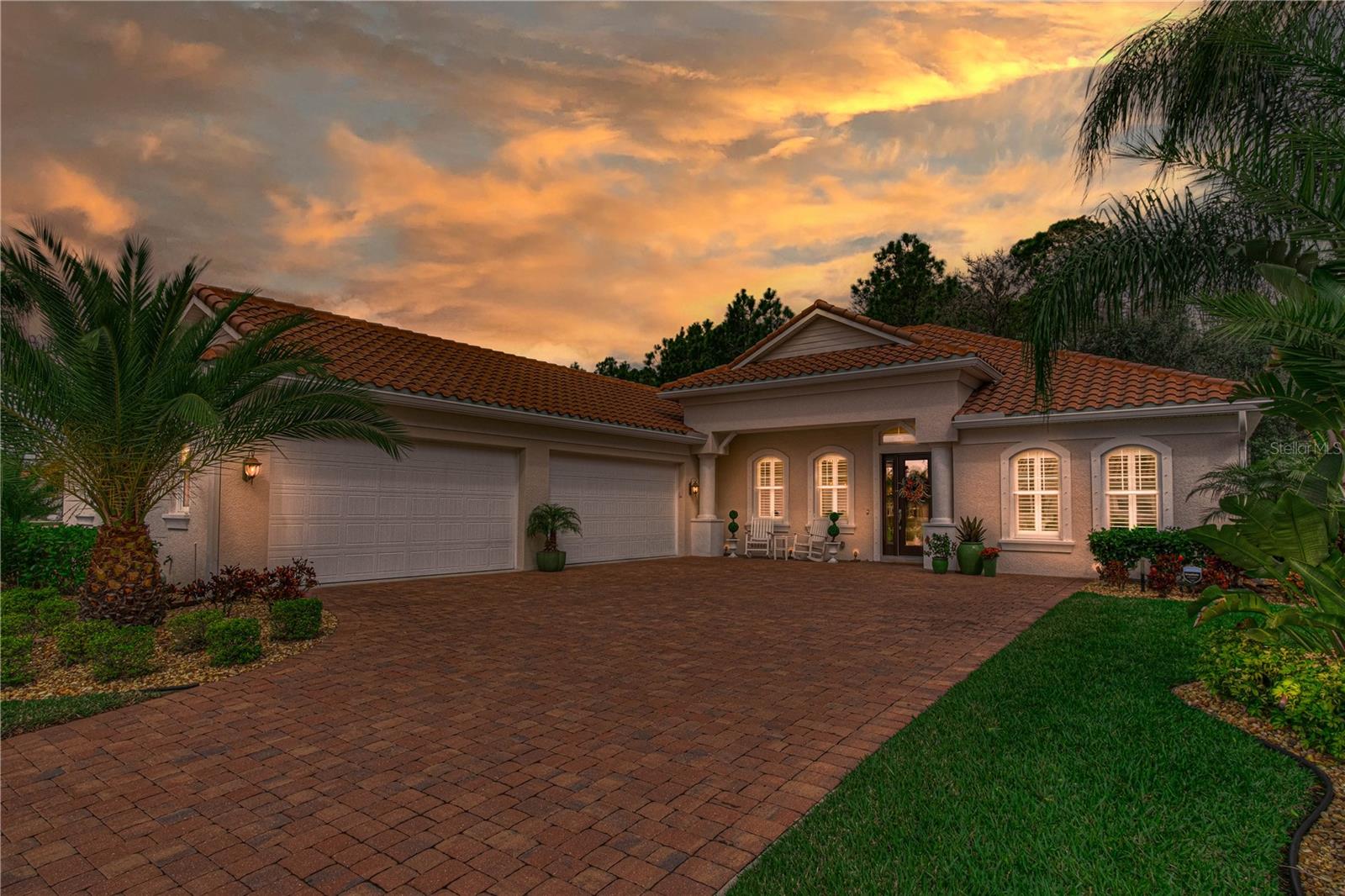 2916 W VENETIAN LAKE CIR