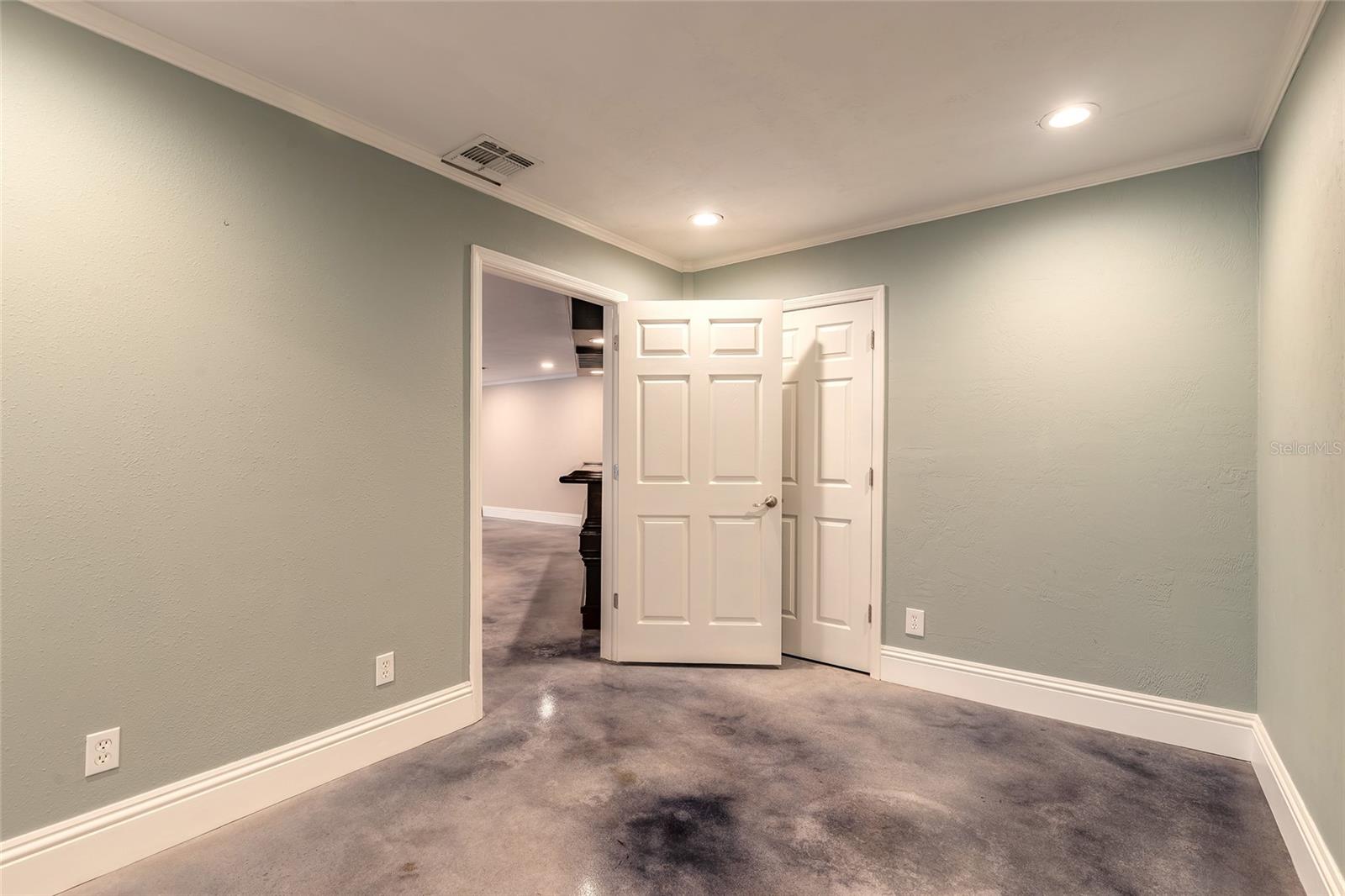 2628 SPRUCE CREEK BLVD