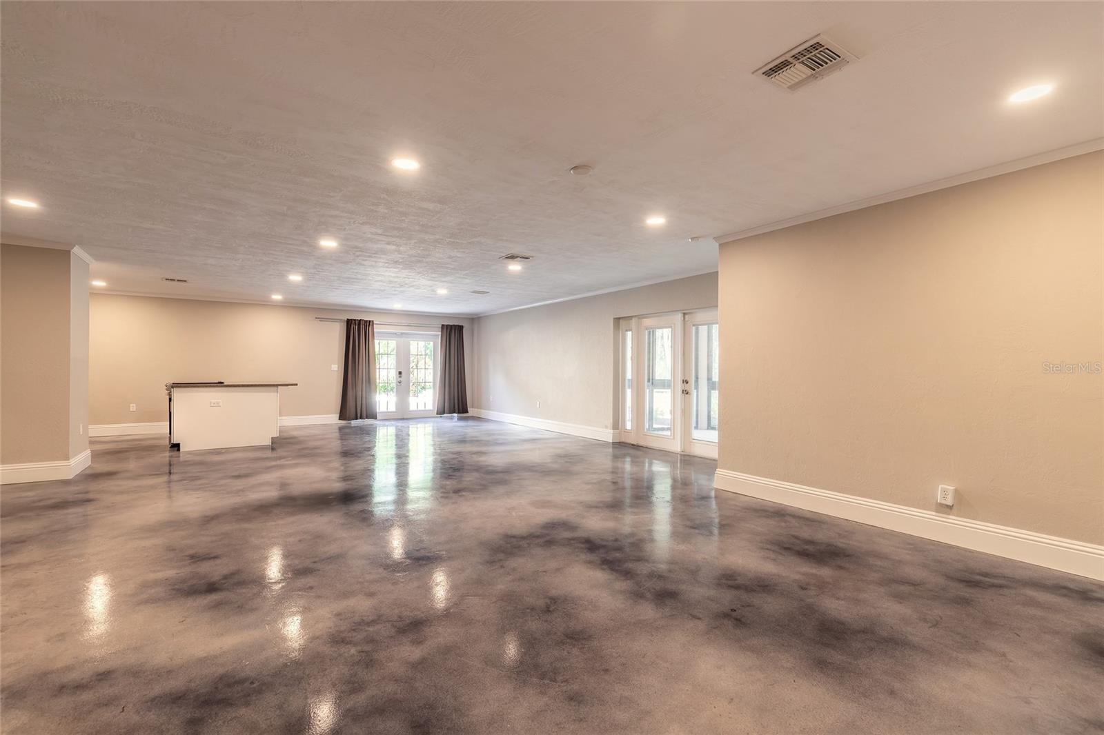2628 SPRUCE CREEK BLVD