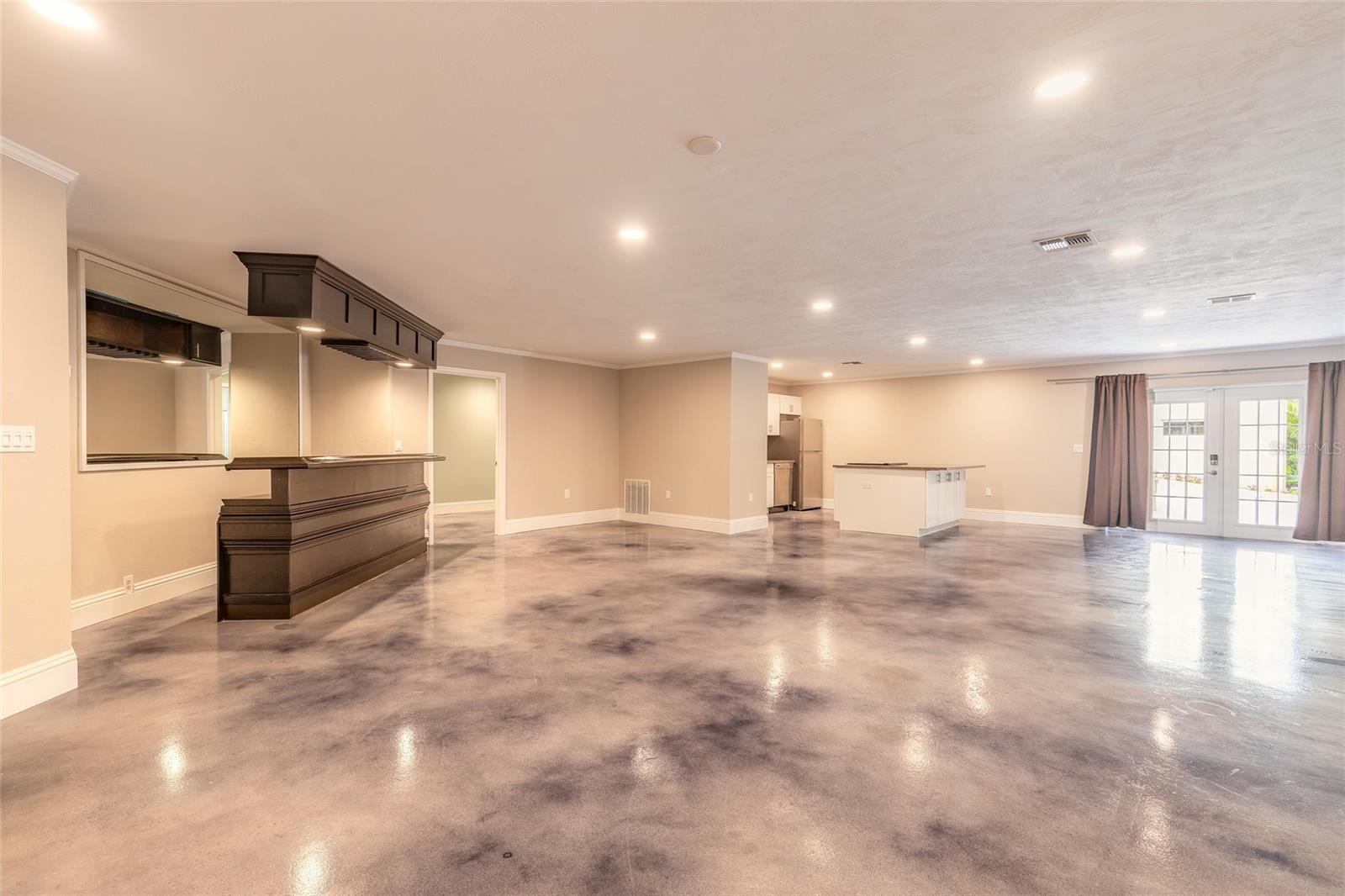 2628 SPRUCE CREEK BLVD