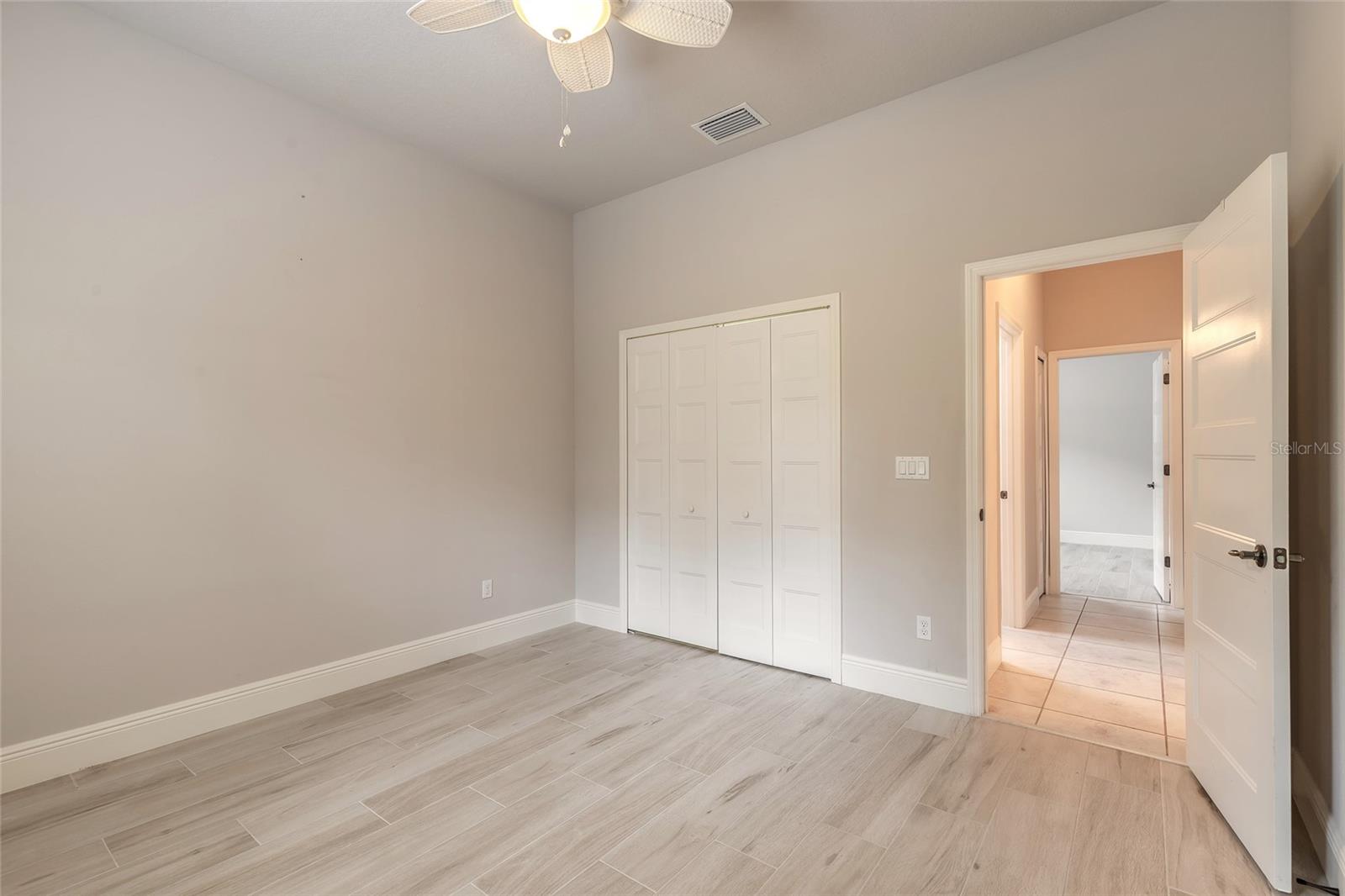 2811 S ASCIANO CT