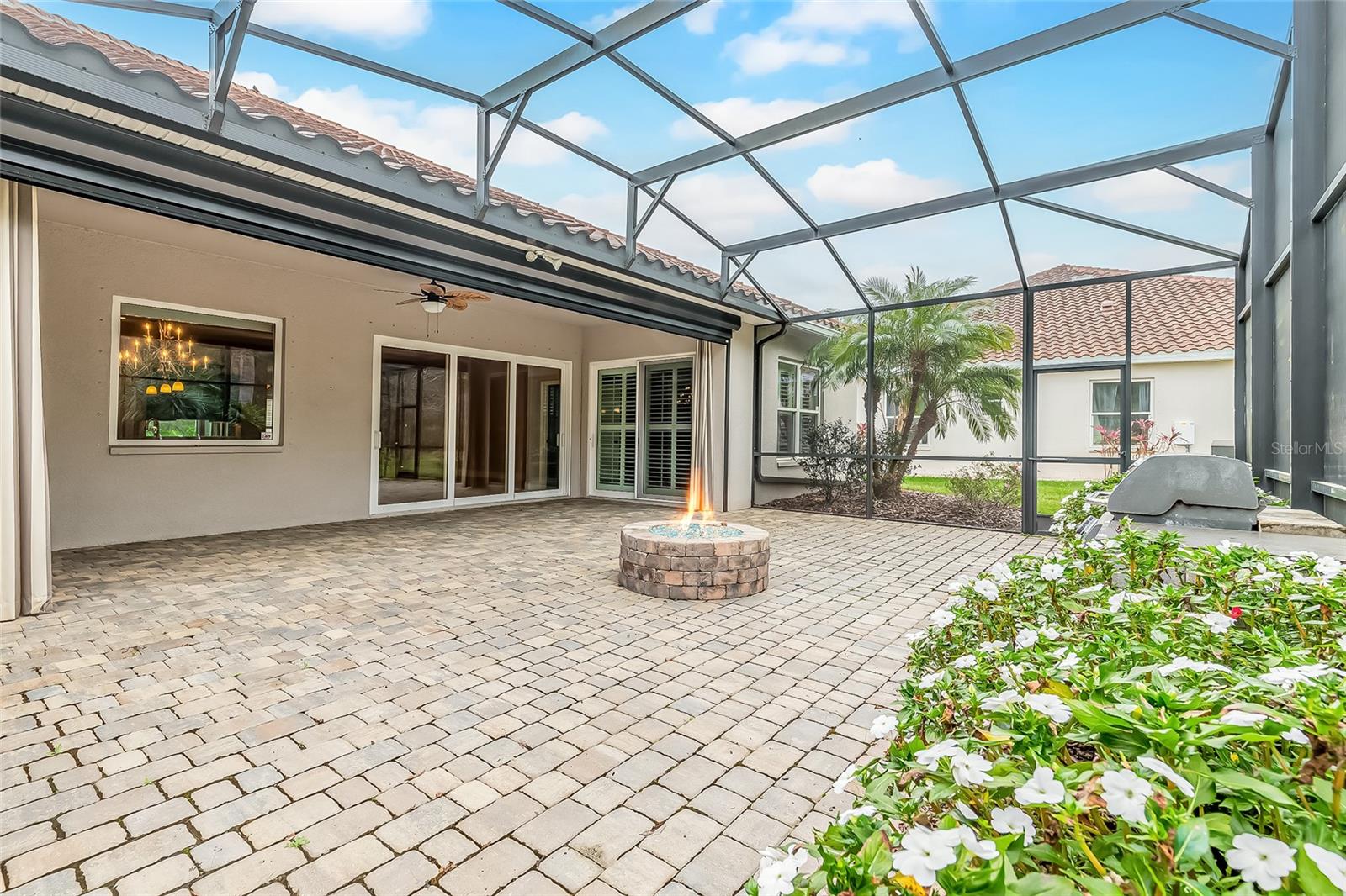 2811 S ASCIANO CT