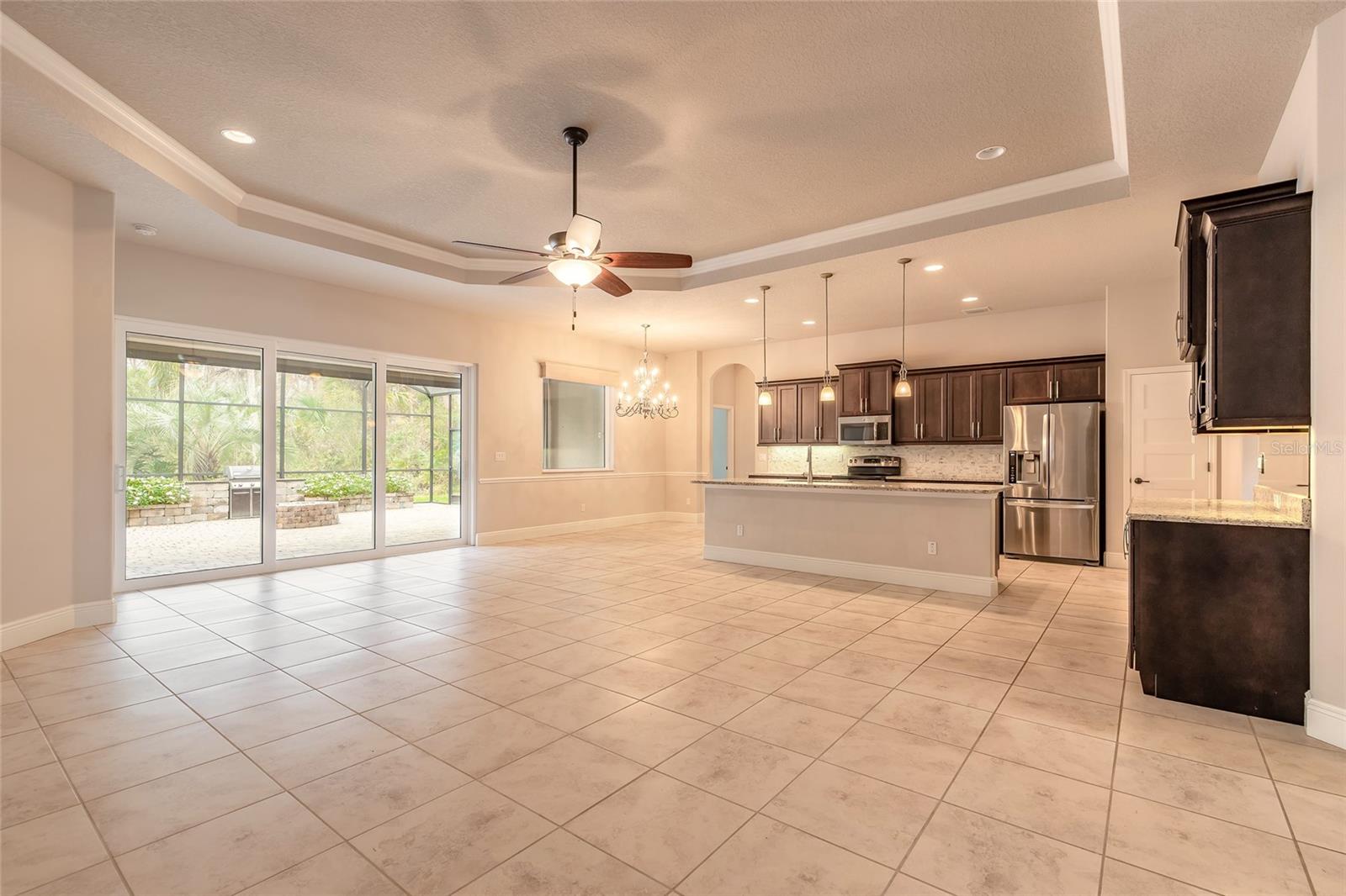 2811 S ASCIANO CT