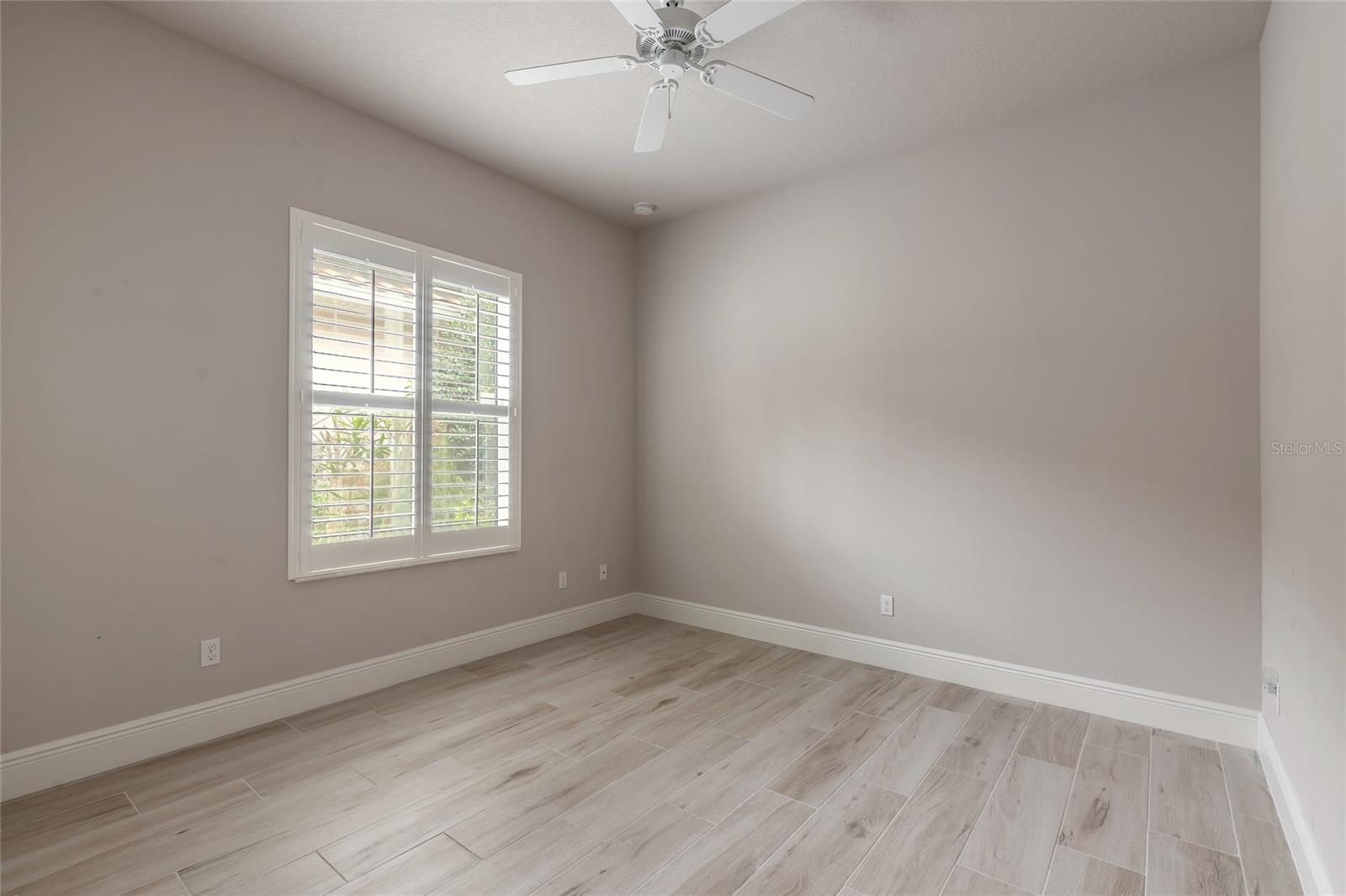 2811 S ASCIANO CT
