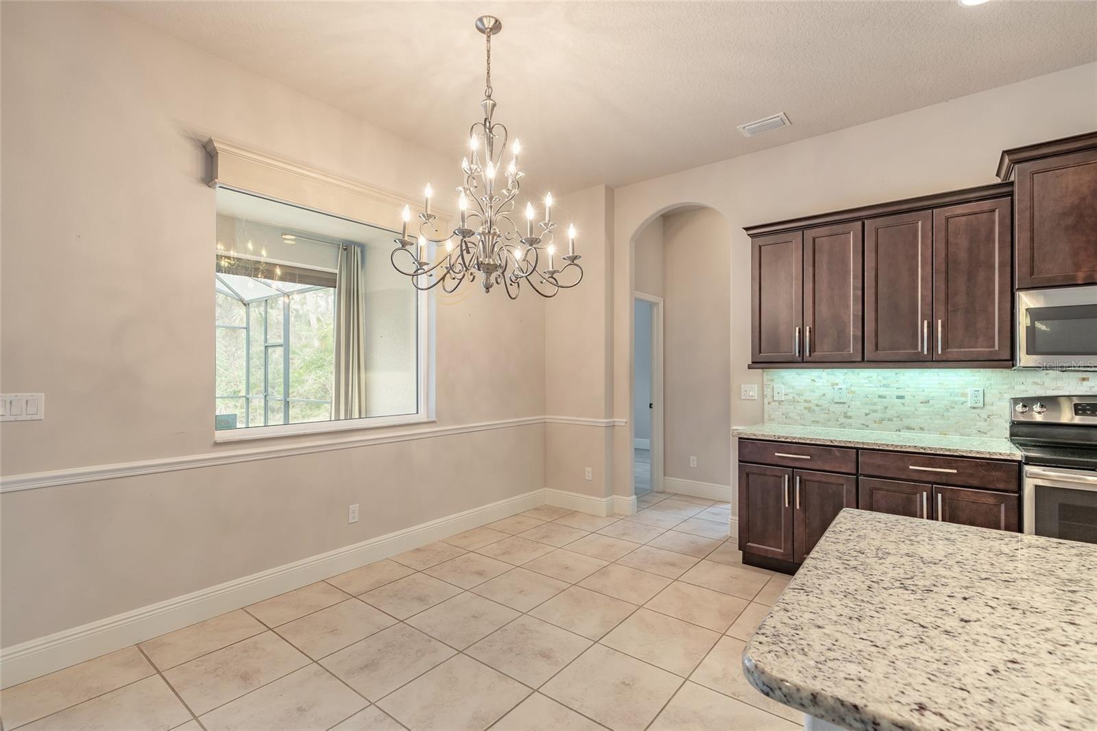 2811 S ASCIANO CT