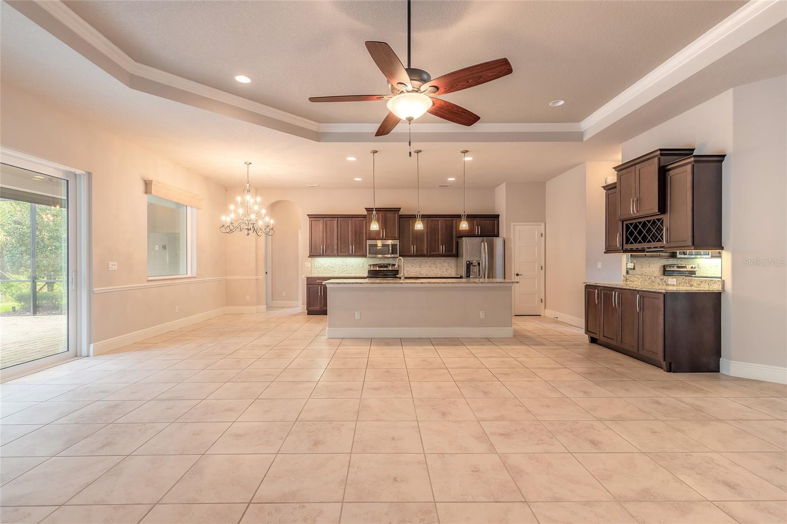 2811 S ASCIANO CT