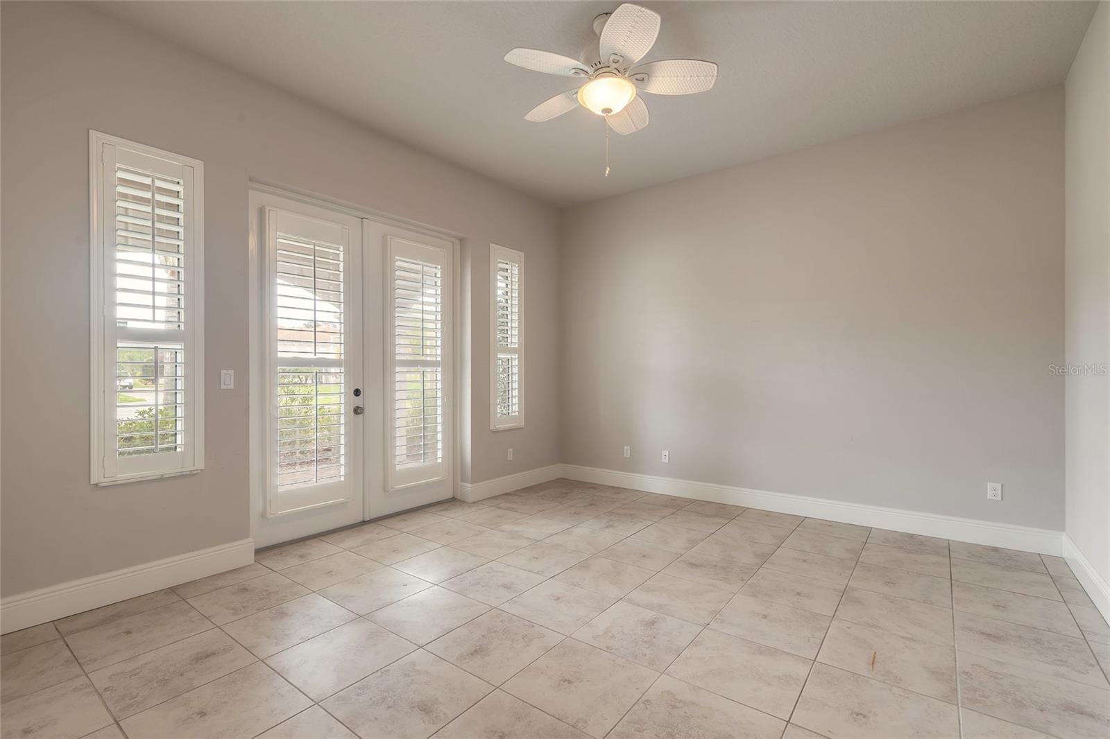 2811 S ASCIANO CT
