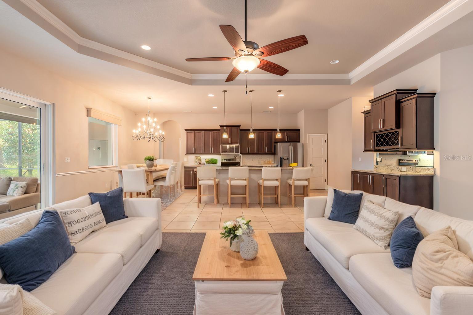 2811 S ASCIANO CT