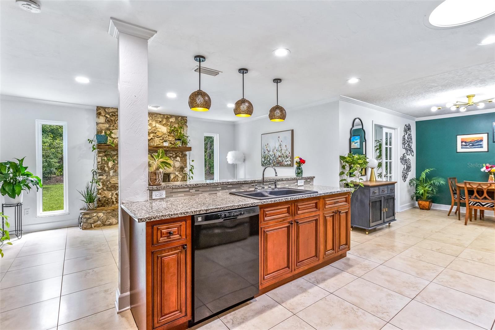 887 SUGAR HOUSE CT