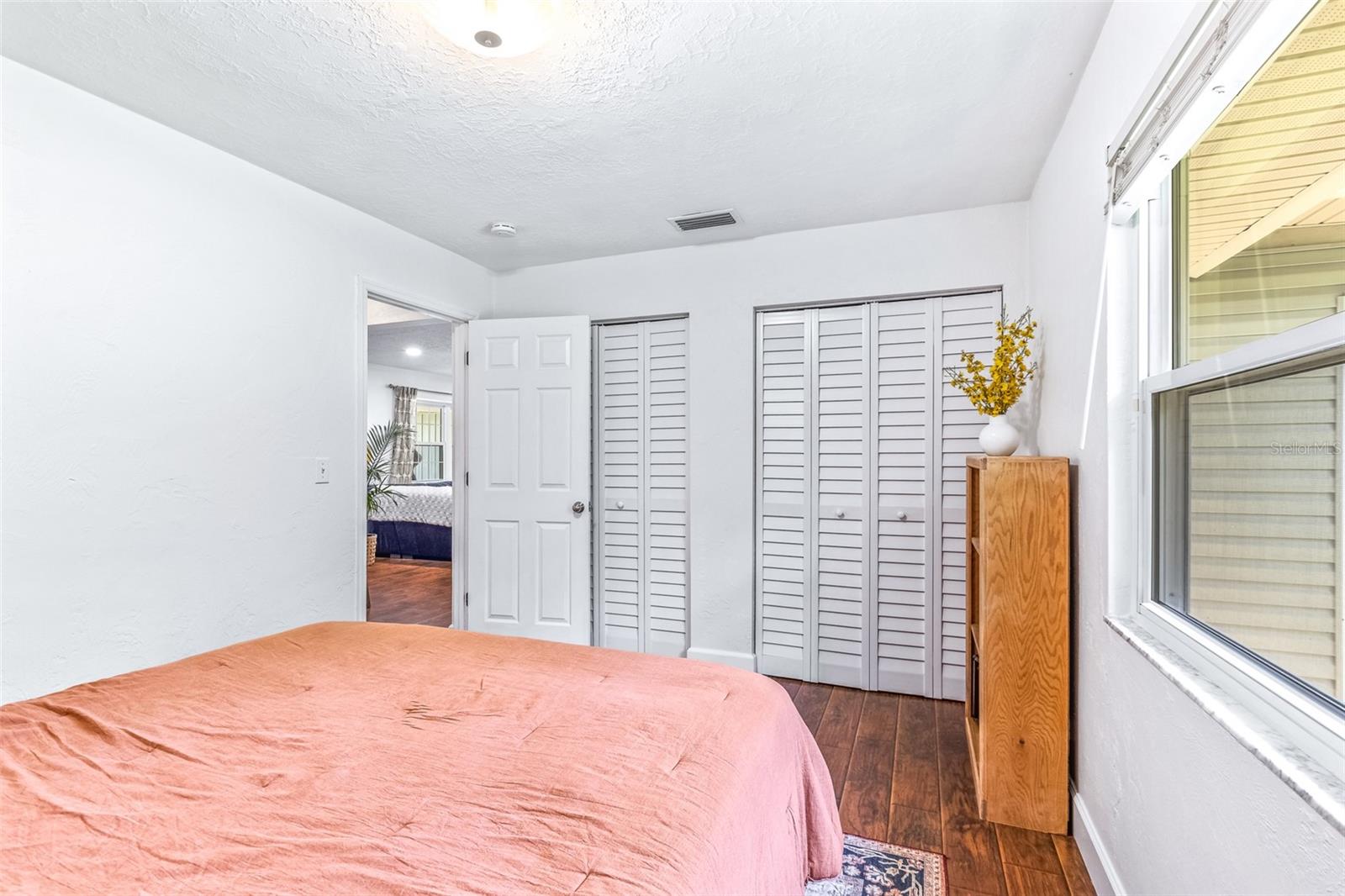 887 SUGAR HOUSE CT