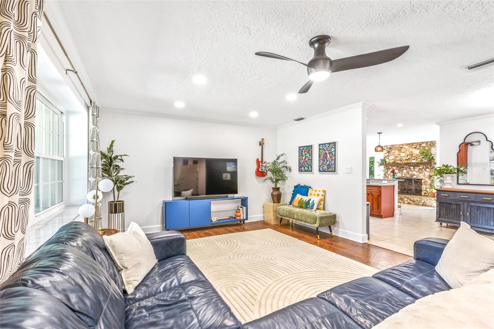887 SUGAR HOUSE CT