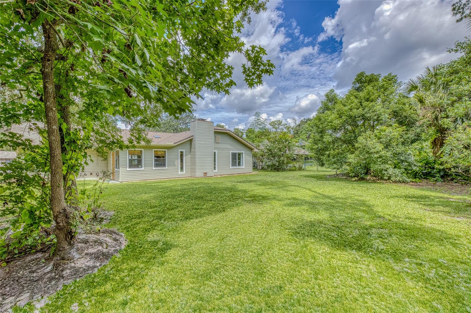887 SUGAR HOUSE CT