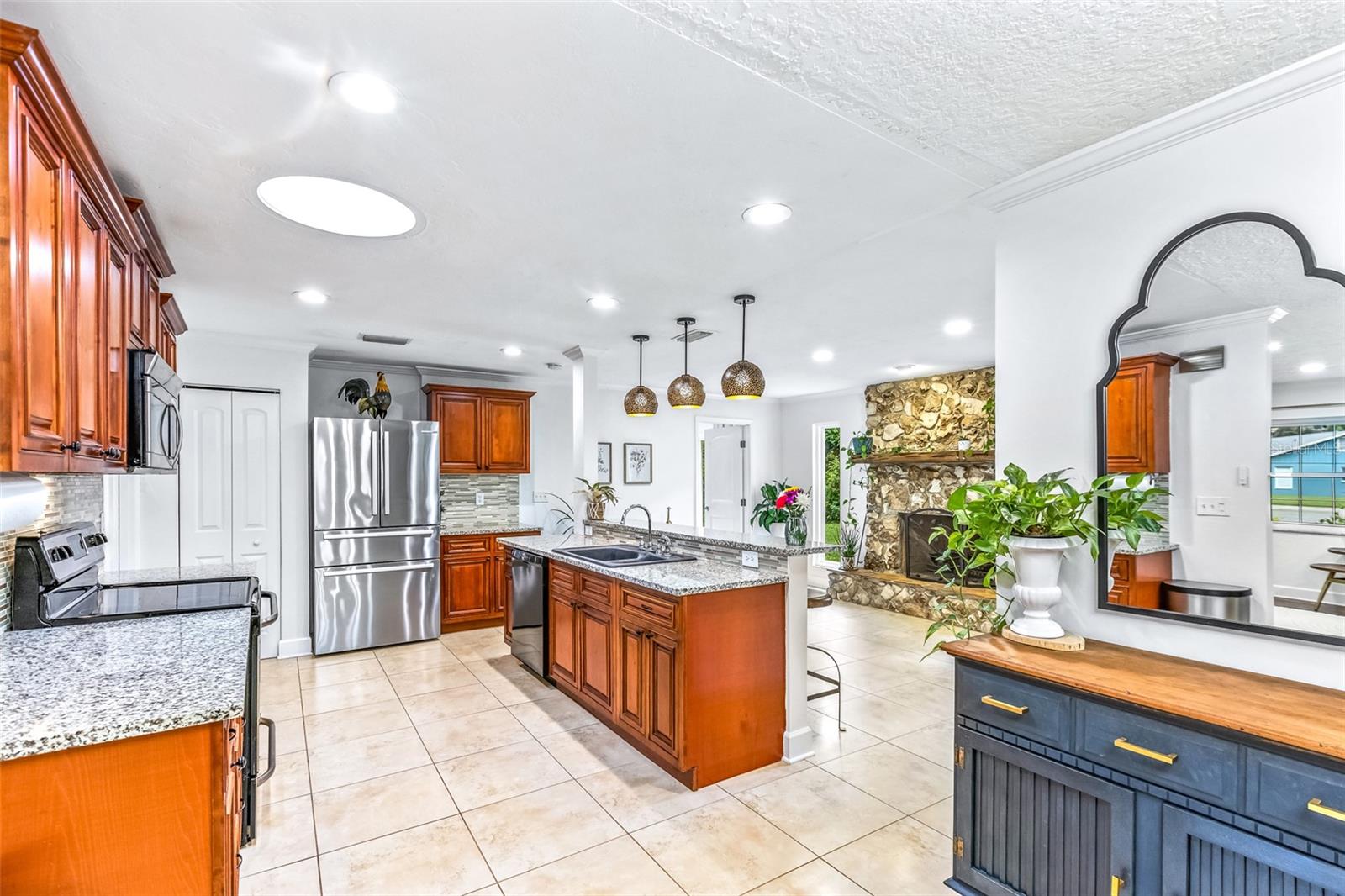 887 SUGAR HOUSE CT
