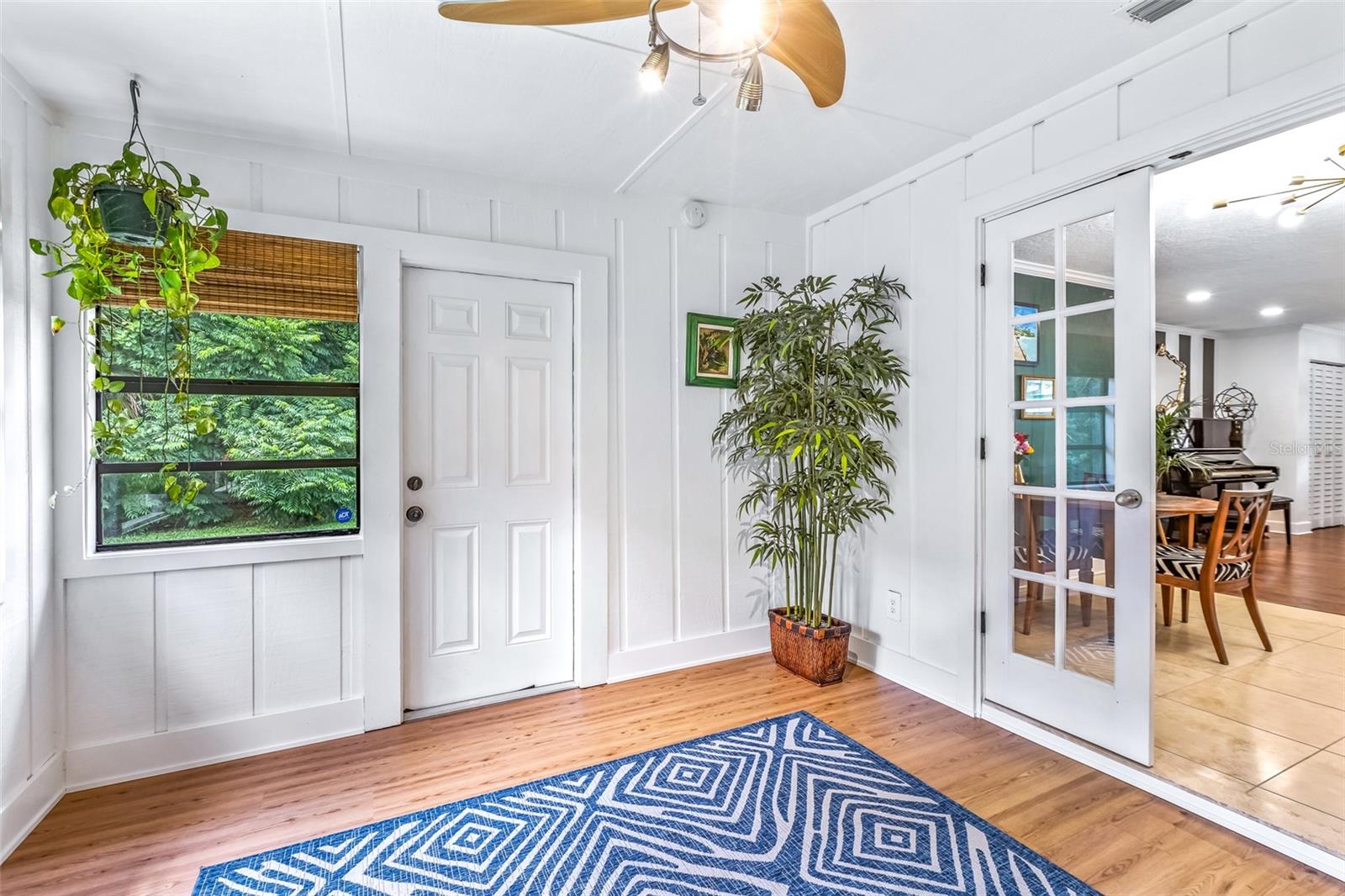 887 SUGAR HOUSE CT