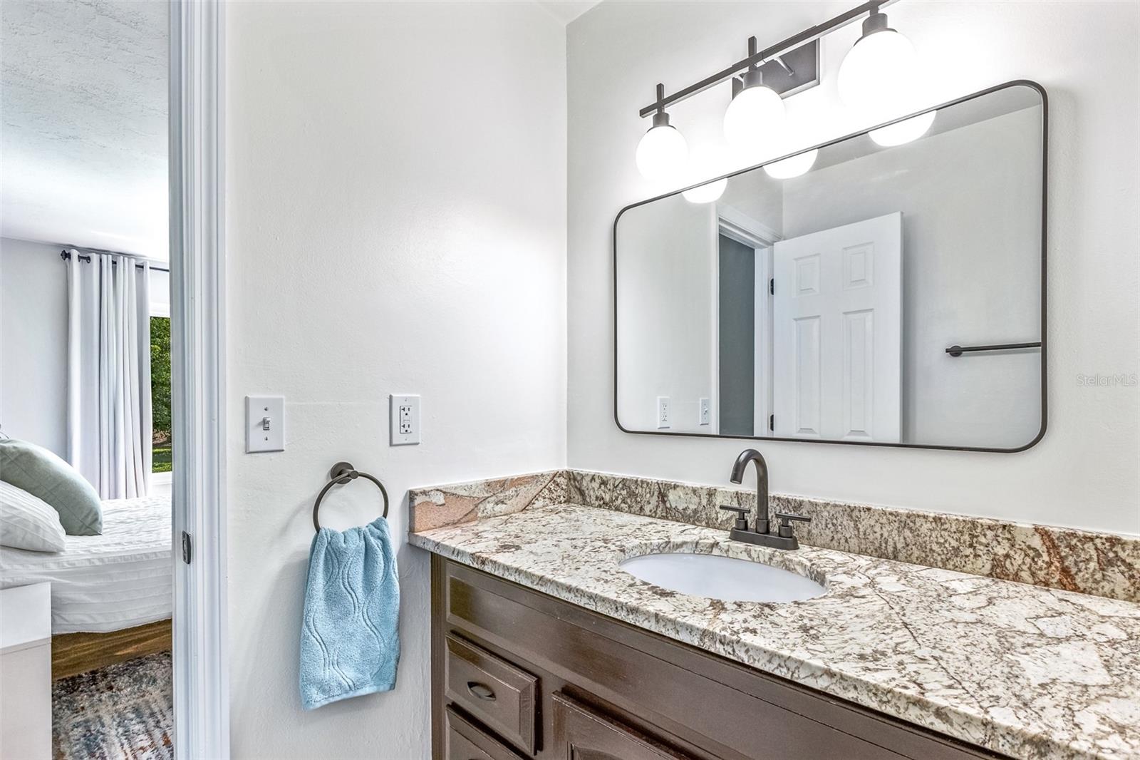887 SUGAR HOUSE CT