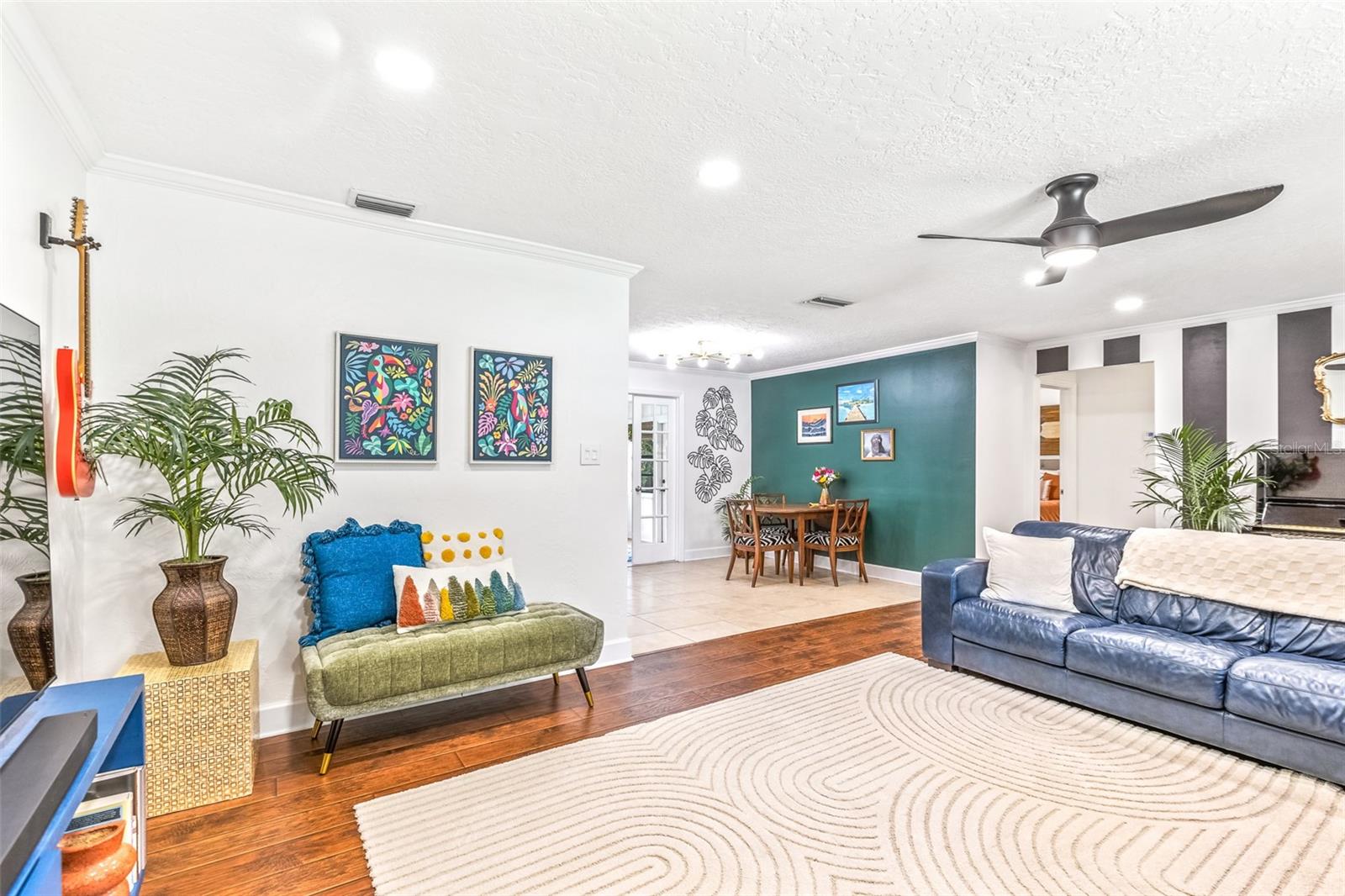 887 SUGAR HOUSE CT