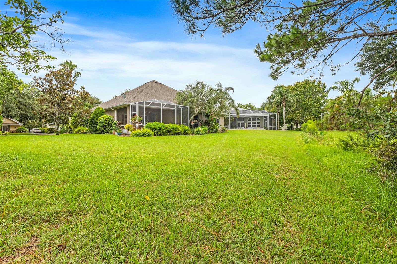 148 DEEP WOODS WAY