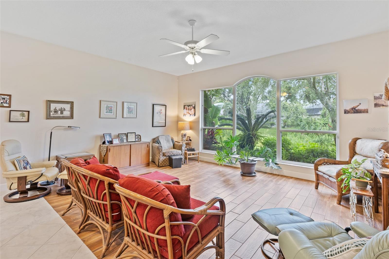 148 DEEP WOODS WAY
