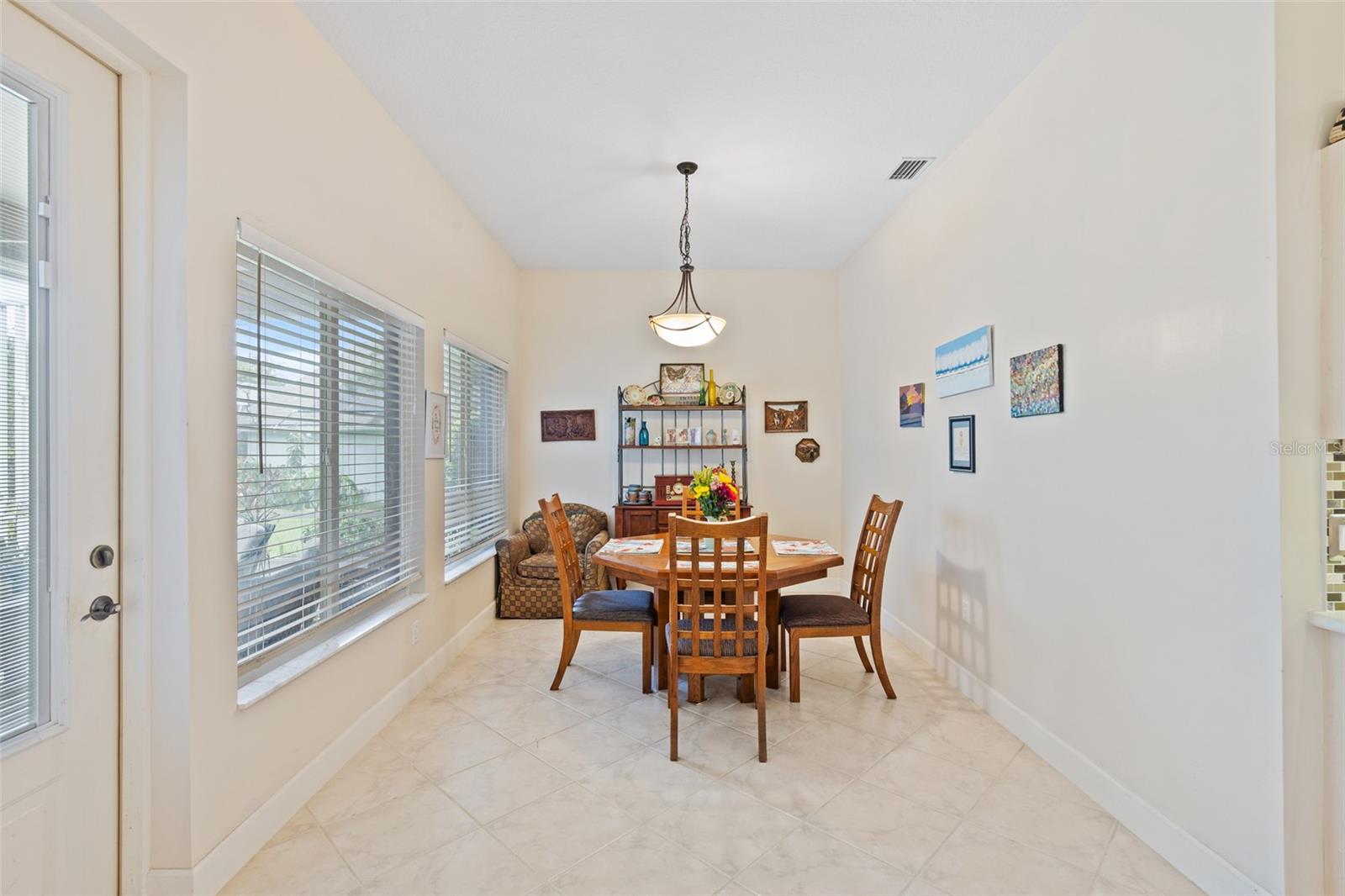 148 DEEP WOODS WAY