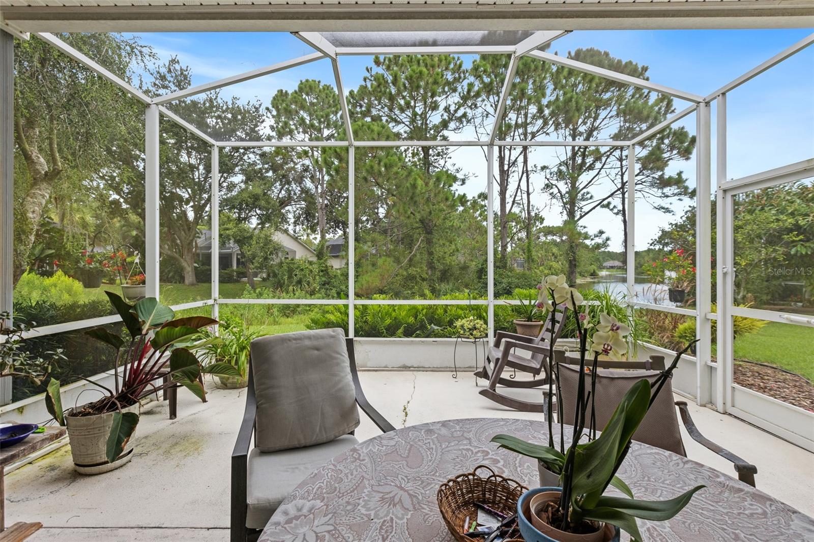 148 DEEP WOODS WAY