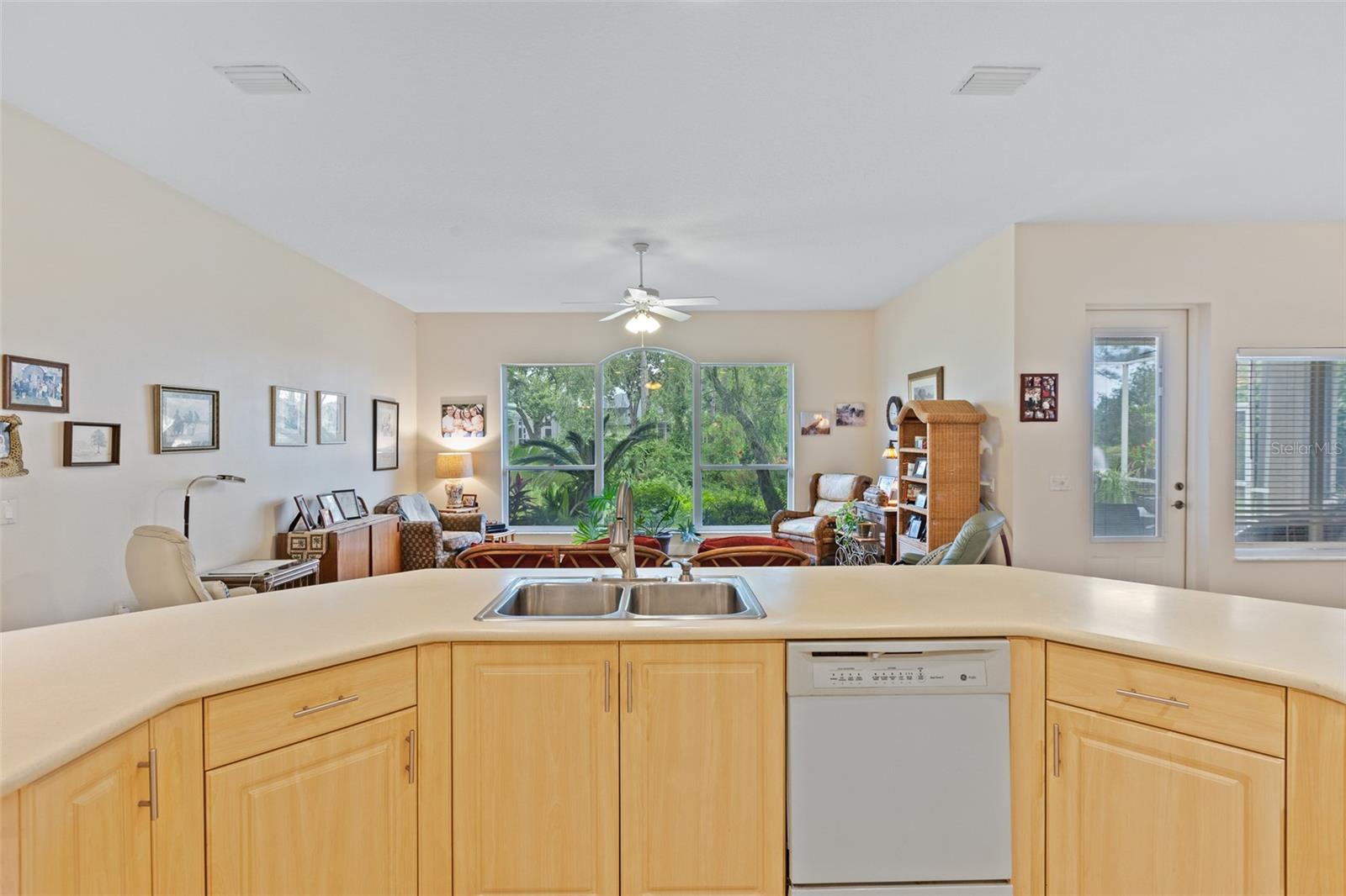 148 DEEP WOODS WAY