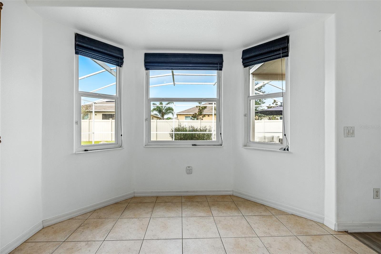 122 SAN REMO DR